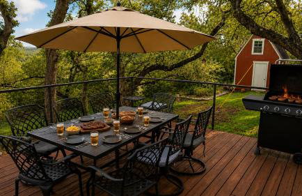Hill country gem with private pool, deck, firepit, Ping-Pong, foosball, & WiFi - Photo 64