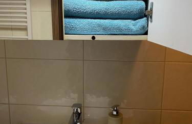 2-room flat with private entrance & privat parking - Foto 14