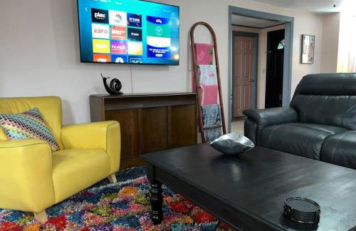 Bright 3BR, Dogs, Fenced Yard, Near FSU & Dwntown - Foto 1