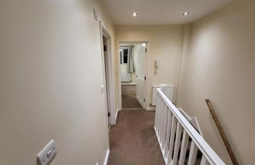 Great Apartment Next To Tooting Bec Tube Station! - Photo 22