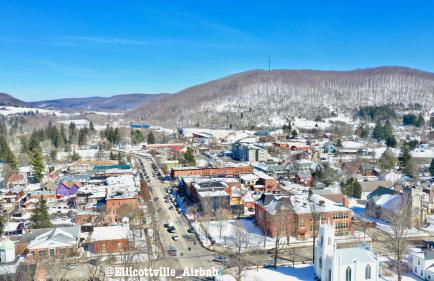 Maples Retreat - 2 Acres - Fireplace - Foto 30