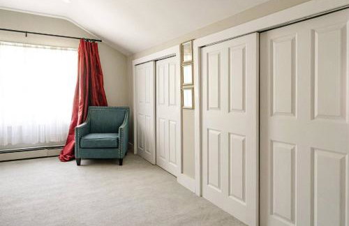 Historic Home near Stony Brook Village & Beach - Foto 77