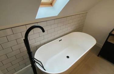 Highland Hideaway in secluded riverside location - Foto 8