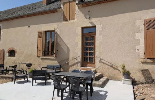 Gîte chaleureux 4 pers, terrasse, proche Loire - FR-1-590-578 - Photo 3