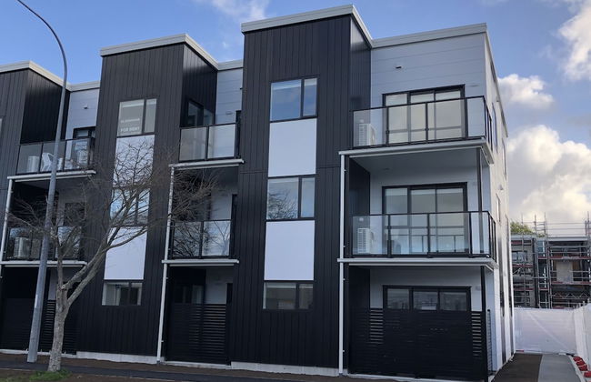 Central Stadium Apartments - Photo 14