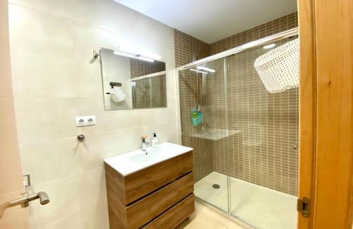 Tranquilo y con terraza - Photo 11