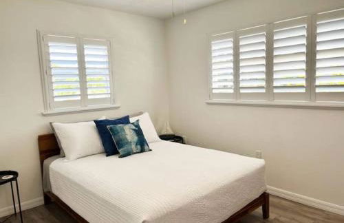 Modern Apartment - 3 of 4 - Photo 7