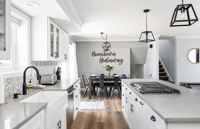 Hometown Hideaway - 4BR 2 5BA Pool Game Room - Foto 17