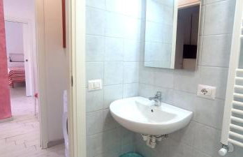 Villa tranquilla immersa nel verde a 2 Km dal mare - Foto 100