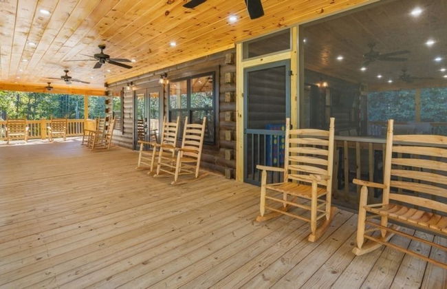 Ruby's Retreat - 2 Bedrooms, 1.5 Baths, Sleeps 8 by RedAwning - Foto 19
