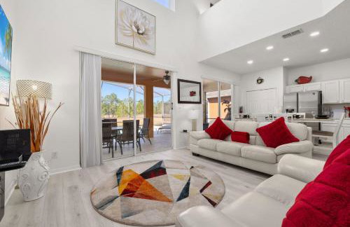 483-Stunning 6 bed home with private pool overlooking quiet conservation area - Foto 4