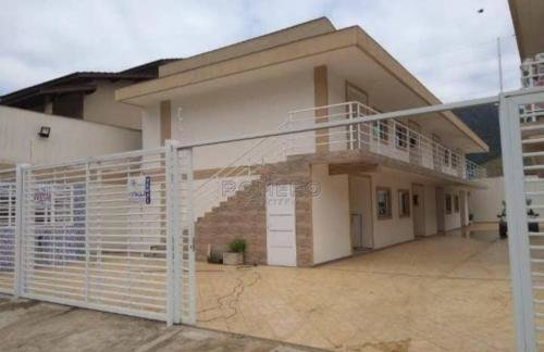 Apto com piscina 700 mts Praia Maranduba Ubatuba - Foto 14