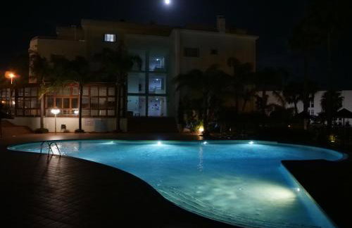 Spacious Apartment near Porto de Mos Beach, Lagos. - Photo 24