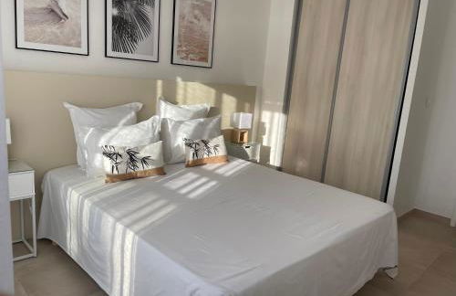 Domaine D'Ahmosis, modern 2 bedrooms refurbished apartment, f3 moderne fraichement rénové - Foto 13