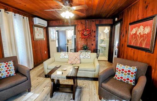 #04-Adorable Large 1 Bedroom Lakeside Cottage- Pet Friendly - Foto 22