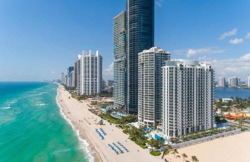 Sunny Isles 1BDR Sea View and Pool - Foto 3