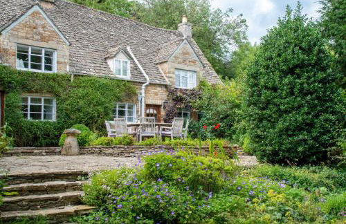 Top Cottage, Oddington - Photo 1