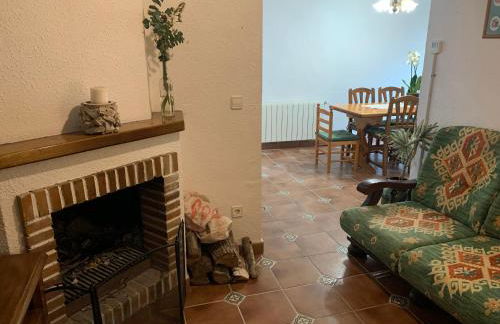 Vive la vida rural: Alojamiento en Les Piles. NIU RURAL, S.L. - Foto 8