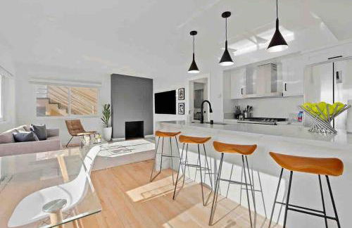 Brand New Ocean-View Beach Home Steps to the Sand! - Foto 7