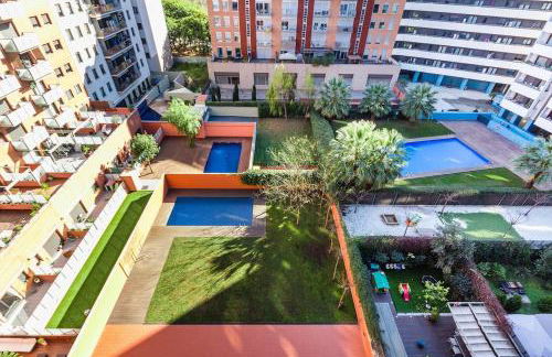 Quiet modern 2 bed apartment with Balcony, Pool and Free Parking - Foto 31