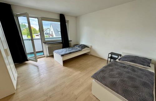 Apartment with underground parking in Langenfeld - Foto 1
