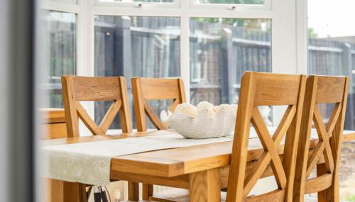 Modern 3 bed House - Photo 5