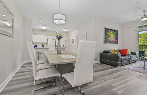 Stylish 3BR Condo Near Disney Pool, Gym & More! - Foto 5