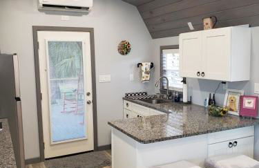 The Sunflower Studio Cottage - Foto 18