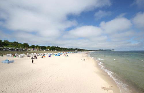 mit Meerblick und Balkon, strandnah, gratis Nutzung vom AHOI Erlebnisbad und Sauna in Sellin - Meeresblick FeWo 51 - Foto 29