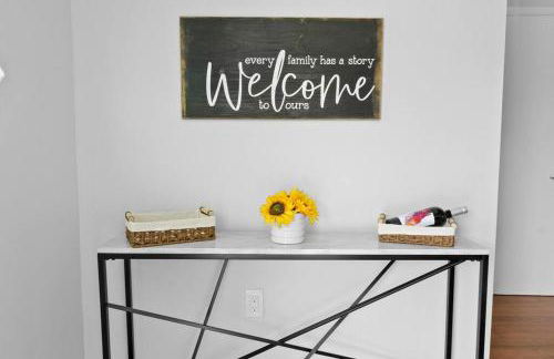 Stadium Sunflower Miramar home, 3 bd, 2 ba - Photo 12