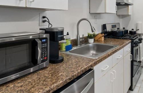 One Hamilton Essentials - 3 Bedroom 2 Bathroom Apt Mins to NYC - Foto 7