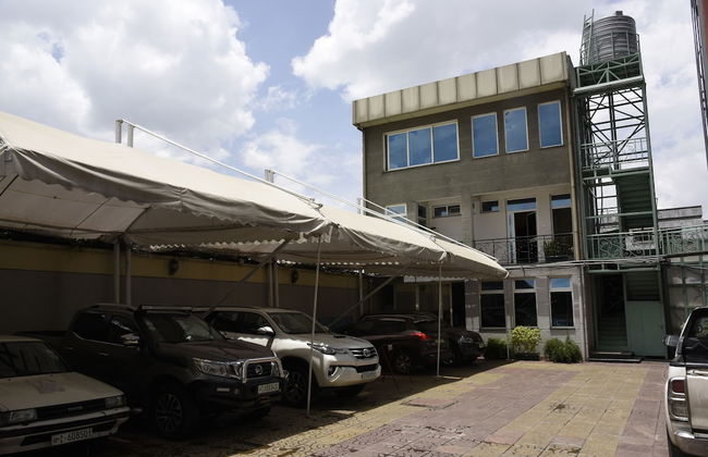 Diplomat Luxury Furnished Apartments - Foto 41