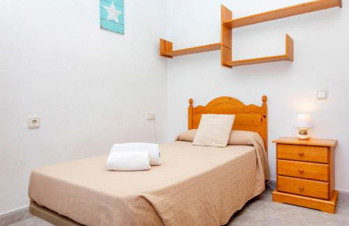 Villa in Playa D´en Bossa sleeps 9 - Foto 27