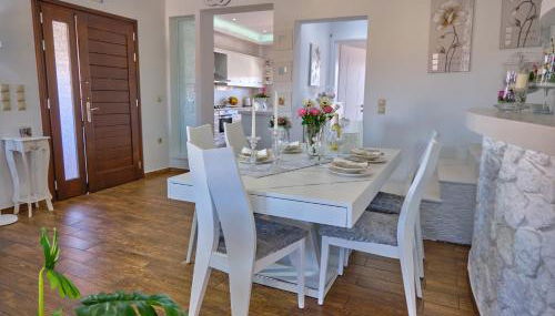 Elena Luxury Suite Agios Stefanos - Foto 3