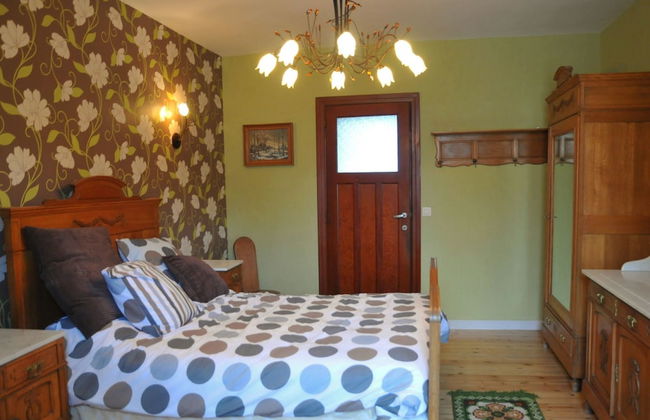 Holiday Home in Bastogne With Sauna & Bubble Bath - Photo 2