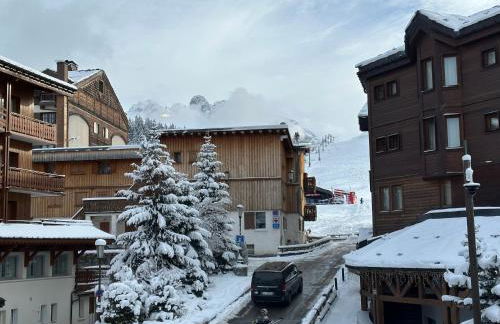 Les loups blancs - Foto 15