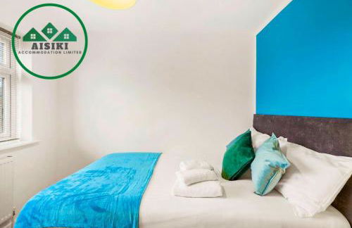 Aisiki Apartments at Barnet, Ground Floor, 2-Bedroom & 1-Bathroom, Pet Friendly Flat, Double Beds with Free Wi-Fi - Foto 2