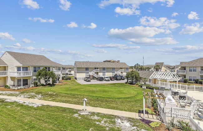 SPC 9232 is a Beautiful recently upgraded 2 BR with Free Beach Service by RedAwning - Foto 70