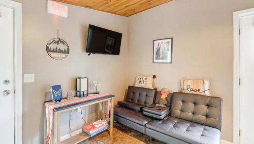 Cozy and Convenient Blairsville Cabin with Deck! - Foto 3