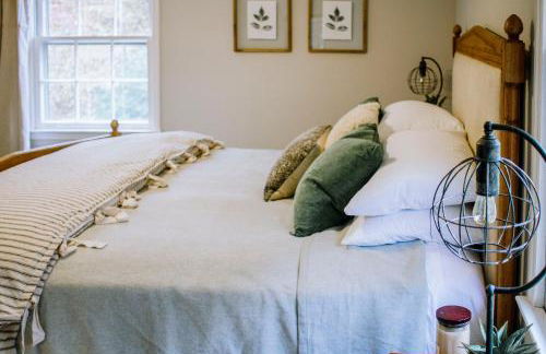 Mod Stable House on 10 Acres, Walk to Lake! - Foto 17