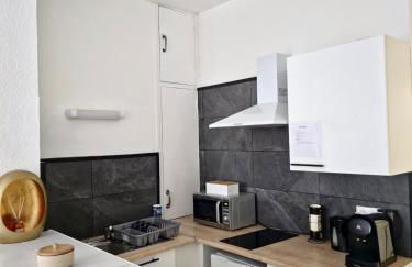 Tour Est - T2 entre Cité Médiévale et Bastide - Foto 4