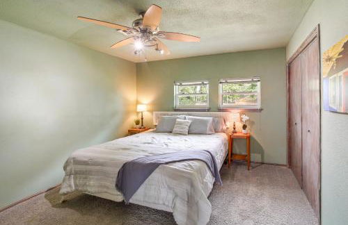 Lakefront Eufaula Cabin with Fire Pit and Private Dock - Foto 19