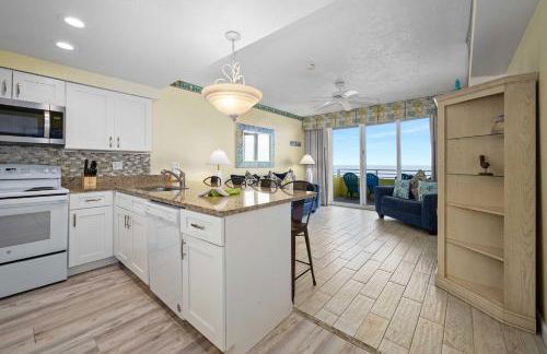 Luxury 10th Floor 1 BR Condo Direct Oceanfront Wyndham Ocean Walk Resort Daytona Beach | 1006 - Photo 3