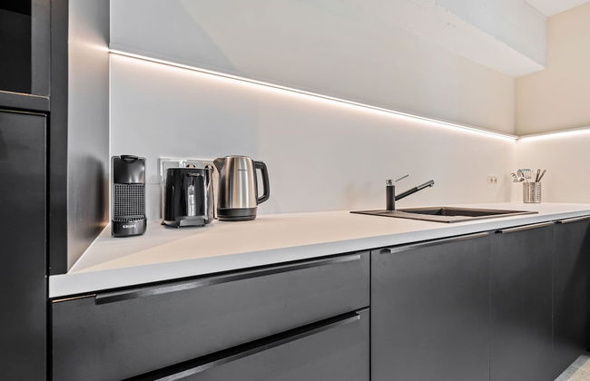 Clausen Charm Contemporary Retreat ID210 - Photo 10