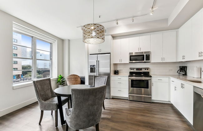 Gorgeous Condos Near French Quarter - Foto 59