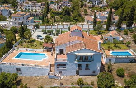 Villa Aroha - Huge Villa, Sea Views & 2 pools - Foto 30