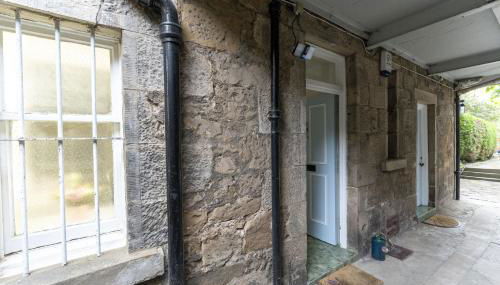 The Lindsay House - Photo 3