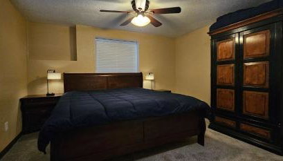 Lighthouse Basement Guest Suite - Photo 5, wardrobe