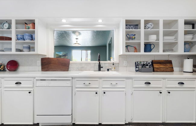 Creekside Haven with Pool and Firepit - Foto 11