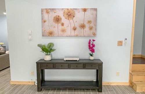 Luxury Log Cabin Lakefront, Game room & Fire Pit, - Foto 29